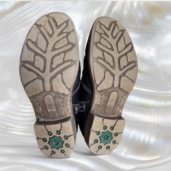 Spring Step Waterproof Boots - Picture 6 of 6